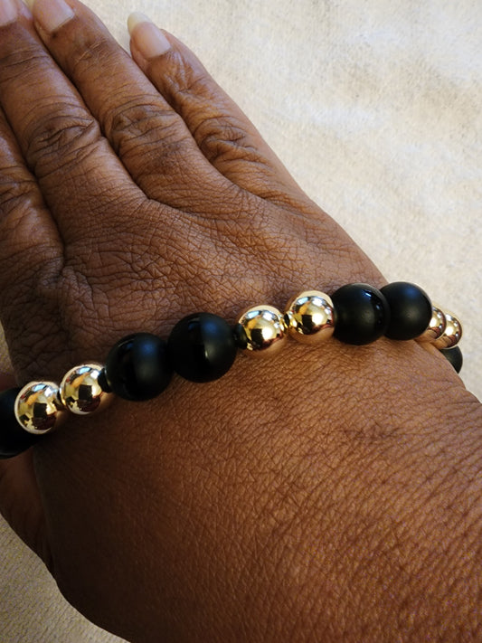 Gold-Filled & Black Onyx Beaded Bracelet (5)